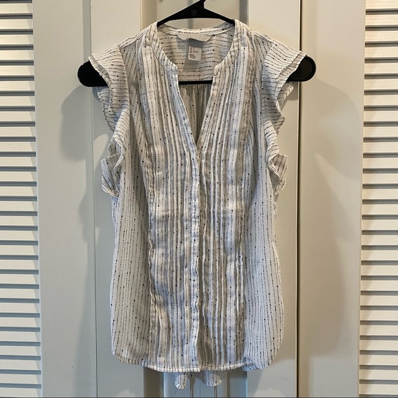 H&M Tops - H&M conscious White and black ruffle blouse size 4